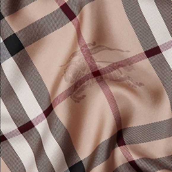 Meet your Posher, Essence - Picture 1 of 1